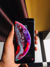 [新品] Samsung Galaxy S8 SMG950UZKV　ブラック Samsung Galaxy S8 64GB (Unlocked) Midnight Black SM-G950UZKAXAA