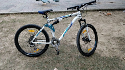 FIREFOX Bicycle 26 Raptor Gloss Wht 19.5 26 T Mountain Cycle Price in India Buy FIREFOX Bicycle 26 Raptor Gloss Wht 19.5 26 T Mountain Cycle online at Flipkart