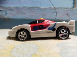 Remote Control Micro Racing Car Set Packed in a Soda Can Mini