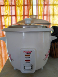 Prestige 0.5 litre rice cooker on sale