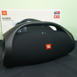 Jbl boombox discount flipkart