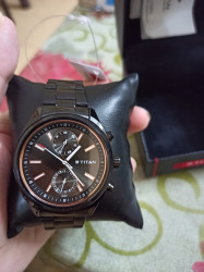 1733nm01 top