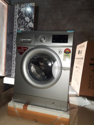 LG 6.5 kg with Inverter 5 Star Fully Automatic Front Load Washing