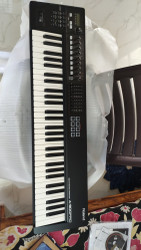 Roland 800 pro price on sale