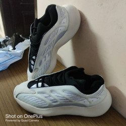 Adidas yeezy boost 700 flipkart top