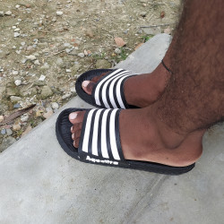 Male feet deals slides