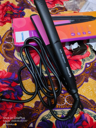 PHILIPS Alia Bhatt New Edition Hair Straightener PHILIPS