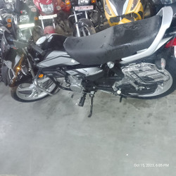 Hero HF Deluxe i3S with Self Start Booking for Ex Showroom Price