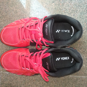 Yonex Superacelt Badminton Shoes Reviews Latest Review of Yonex