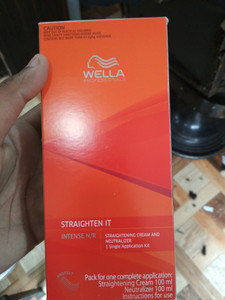 Wella Professionals Straighten Intense Very Curly Hair