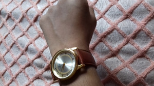 Titan 1773yl03 karishma online watch
