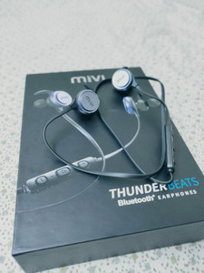 Mivi thunder beats hotsell wireless bluetooth earphones review