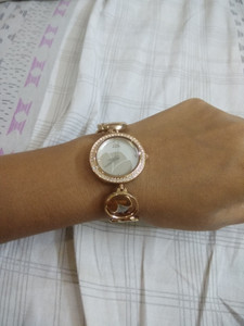 Titan 2539wm01 raga watch 2025