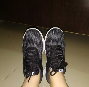 Nike revolution 4 best sale running review