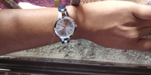 Sonata 8151sm02 Steel Daisies Analog Watch Women Reviews Latest Review of Sonata 8151sm02 Steel Daisies Analog Watch Women Price in India Flipkart