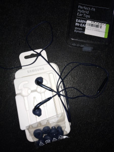 Samsung earphone eg920 2025 flipkart
