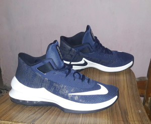 Nike air deals max infuriate review