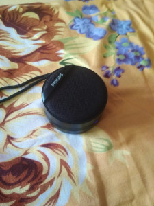 Philips bt40 3 w portable bluetooth speaker top