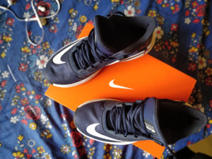 Nike Air Max Infuriate 2 Mid Basketball Shoes Men Reviews Latest