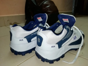 Beerock oxygen outlet running shoes