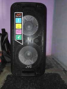 Jvc mc210 80 w bluetooth hotsell party speaker