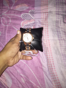 Titan 2589km01 Neo Analog Watch Women Reviews Latest Review of