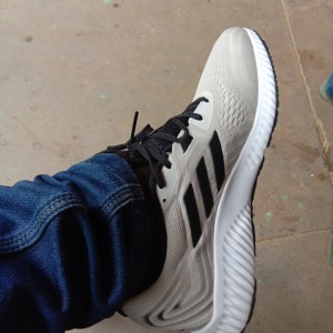 Adidas aerobounce best sale 2 review