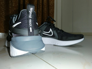 Nike legend react 2 top review