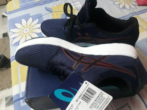 Asics gel moya mens store running shoes review