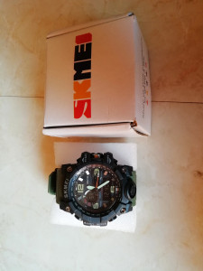 Casio 1036 sales gpw 1000
