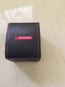 1747km01 on sale