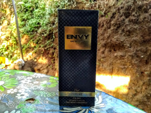 Envy luxure oud perfume sales