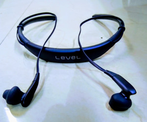 Samsung level on sale u flipkart