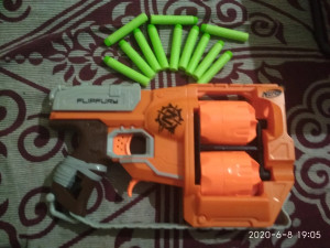 Pistola deals nerf flipfury