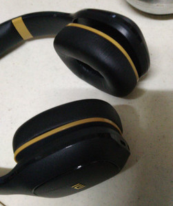 Mi super bass hotsell wireless headphones gold