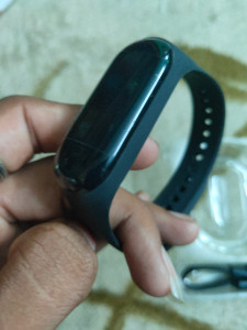 Hug puppy deals smart band review