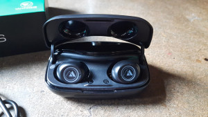 Wings Powerpods Powerbank Function Bluetooth Headset Reviews