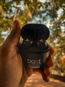 Boat airdopes best sale 381 flipkart