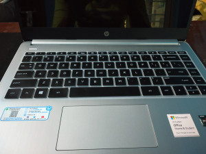 Hp 14s sales fr0012au price