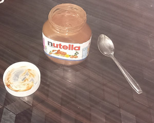 Knife in shop nutella lid