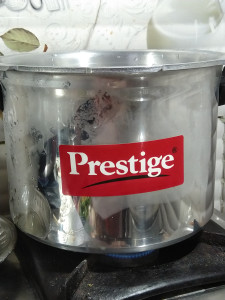 Flipkart pressure sales cooker prestige