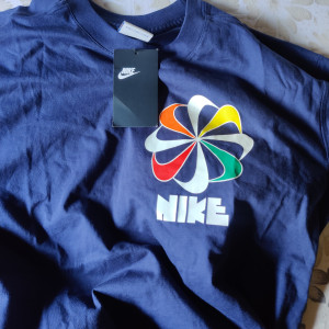 Nike top product reviews