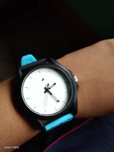 Fastrack 38003pp23 online