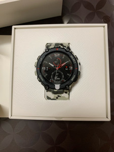 Amazfit t rex hotsell camuflaje