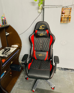 Apex crusader xi gaming discount chair
