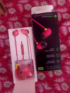 Mivi rock and hotsell roll w1 review
