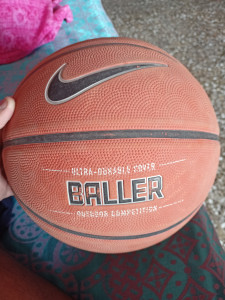 Nike baller top outdoor basketball
