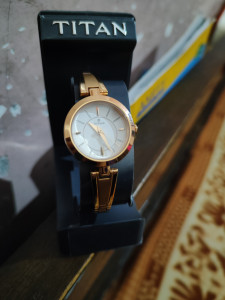 Titan 2598wm01 Analog Watch Women Reviews Latest Review of Titan
