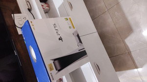 LG Importados - PS5 825GB JAP CF1-1000B-01 4K E 8K BRANCO PRETO 110V DIGITAL! 🤩 Experimente uma velocidade incrÃvel com um SSD extremamente rápido, um mergulho mais profundo com suporte para feedback