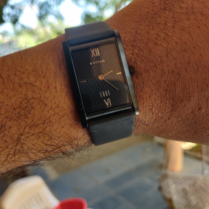 Titan Nh1043yl05 Edge Analog Watch Men Reviews Latest Review of